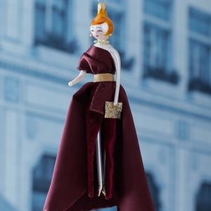 De Carlini Lady in Purple Christmas Ornament